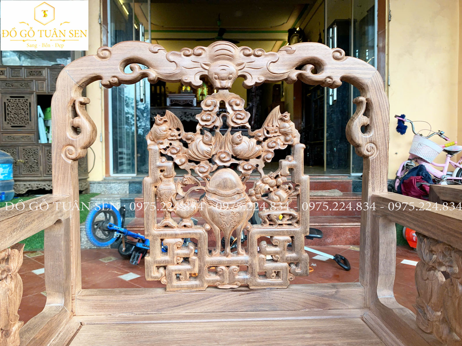 Hình ảnh bàn ghế vách V01
